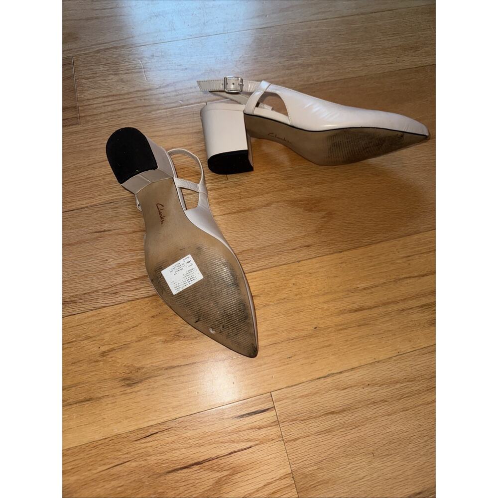 Clarks Linvale Loop Slingback Pumps Kitten Heels Pointed Toe Sz 9 Beige-Blush - Picture 4 of 8